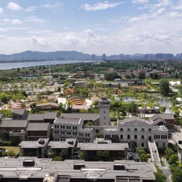 Gulau Water Village Pure Waterfront Apartment