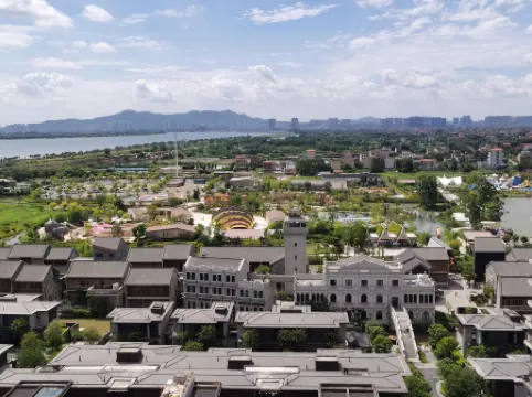 Gulau Water Village Pure Waterfront Apartment