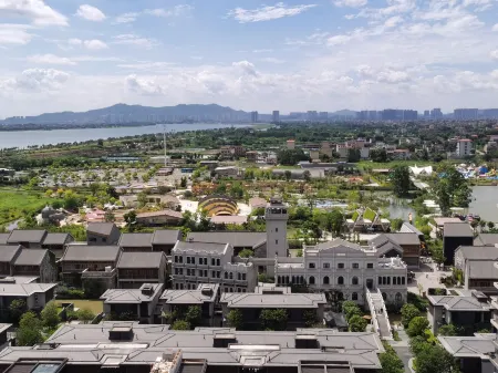 Gulau Water Village Pure Waterfront Apartment