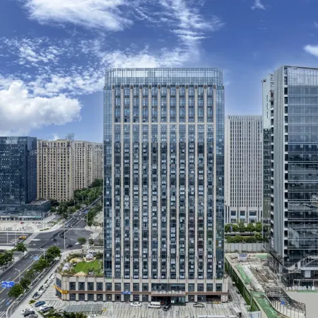 Jinghu Inn (Shaoxing Yangjiang West Road Gymnasium)