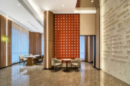 Magnolia Hotel (Qizilou Branch, Lishui University)