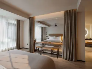 Lijiang Pu Zhi Designer Hotel HOLIDAY VILLA (The Old Town of Lijiang South Gate）