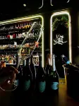 Milan Junyi Hotel - بار