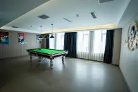 우즈 한하이국제 호텔 （황허자오퉁학교 고속철도역 ） 우이 버스터미널 주변 호텔