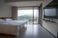Yuexi Dabie Mountain Health Village