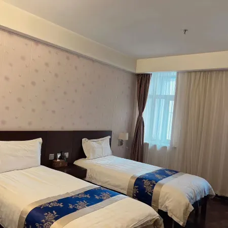 New Mark Hotel Suifen River