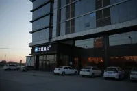 HanTing Hotel (Tangshan Yutian Yahongqiao) - Pysäköinti
