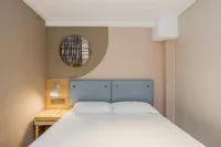 Homeinn Selected Hotel (Hangzhou Hefang Street Chengzhan Railway Station) Các khách sạn ở Hàng Châu