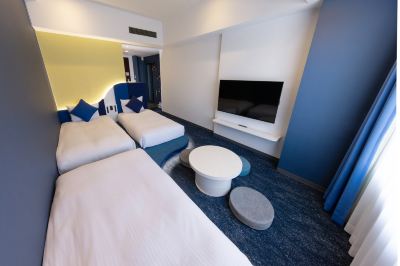 【ローベッド】スタンダードトリプル ホテル京阪 ユニバーサル・タワーの写真