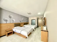 Home Inn UP Huayi Selected Hotel (Zhanhua District Bus Station)