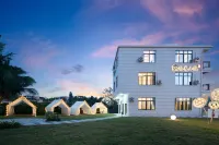 Yujian Shiguang Courtyard | The Beauty of The East Courtyard-style Homestay (Lingshui Perfume Bay) Các khách sạn gần Boundary Island