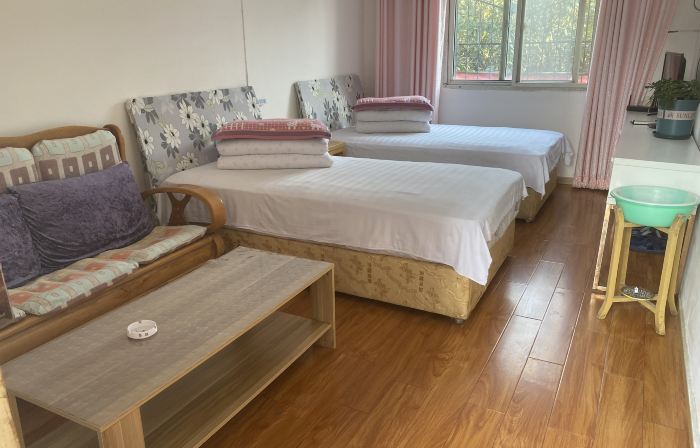Chenggu Bureau of Grain Guest House
