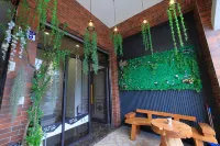 Show sen shan B&B Hotels in Hualien Station/Hualien City Urban Area