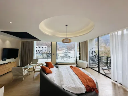 Panshan Yinsu Homestay Отели рядом с достопримечательностью «Tianlong Pool Scenic Area»