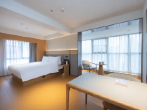 JI Hotel (Shenzhen North Railway Station Subway Station) Hotels near Shenzhenbei Railway Station