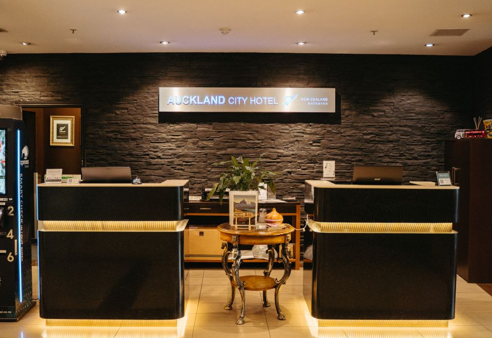 오클랜드 시티 호텔