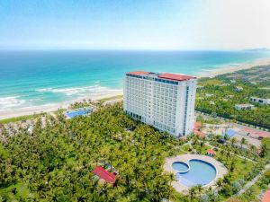 Ocean Waves Resort Cam Ranh