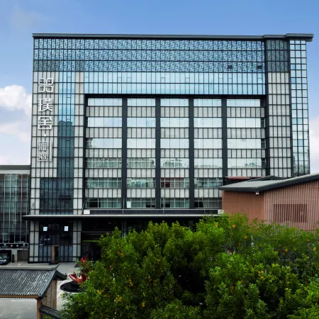Posher House Urumqi Hotel (Tianshan International Airport · Degang Wanda)