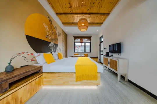 Yunzeju Guesthouse Отели в г. Пинъяо