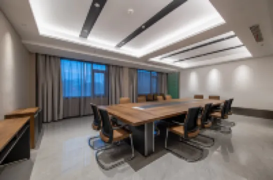 Homeinn Selected Hotel (Yizheng Xupu Station)