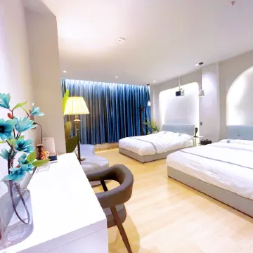 Ming Yue Xin Hotel (Qilou Old Street)