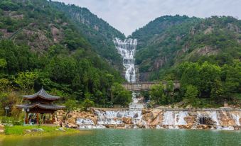 Tiantai Maitian Yaduo Hotel (Tiantai Mountain Jigong Former Residence Branch)