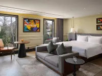 UrCove by HAYTT Beijing international Trade Center  Sanlitun Hotel dekat pusat perbelanjaan Parkview Green