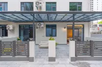 Creek side smaii building homestay Hotels in 