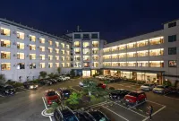 Days Hotel by Wyndham Hengyang Nanyue - parkir