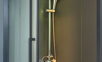 Dalonghu Qinshuiwan Huayang Aishengmei B&B