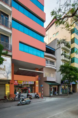 HB Serviced Apartment - 121B Quan Hoa