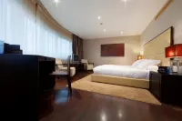 Azz Asturias Langrehotel & Spa Hôtels à : Siero