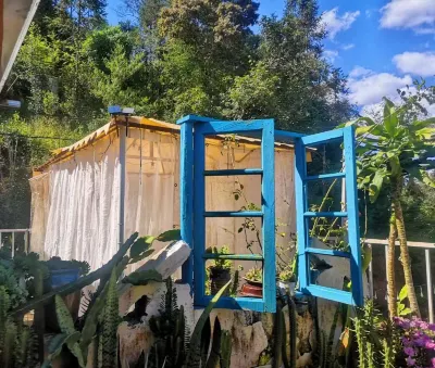 Ximeng Huahe Homestay