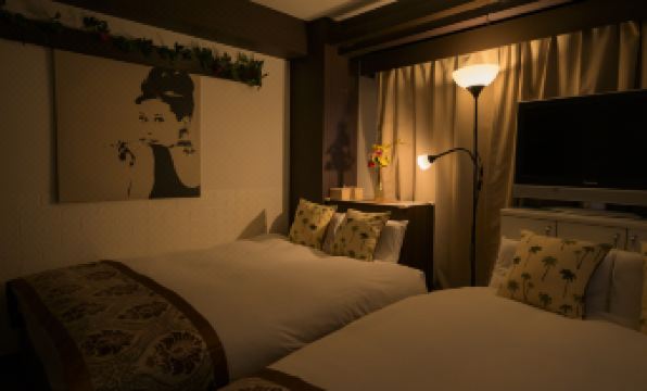 Hotel Aaron Tsuten East