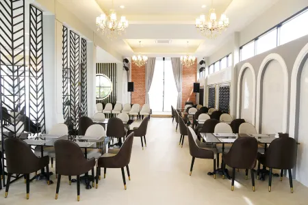 Kastel Hotel Pattaya Отели рядом с достопримечательностью «Suk Sabai Villa»
