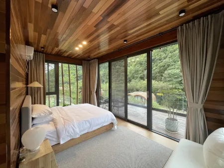 Sanwan Shiguang Homestay Отели рядом с достопримечательностью «Mao Zedong Former Residence (Northwest to Sanwan Travel Shopping Center)»