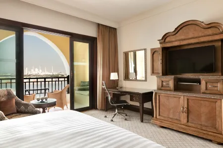 Shangri la Hotel Qaryat Al Beri Abu Dhabi
