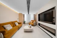 Xuchang Herui Hotel(Furong Lake Branch)