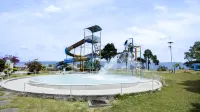 Bobocabin Patra Parapat, Toba فنادق في Girsang Sipangan Bolon