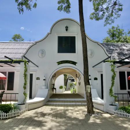 Milky Bay Resort