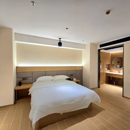 Shuaifeng Hotel