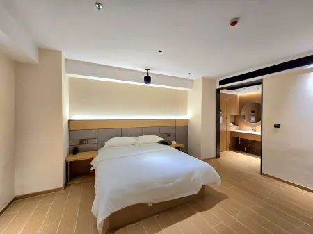 Shuaifeng Hotel Отели в г. Сяньфэн