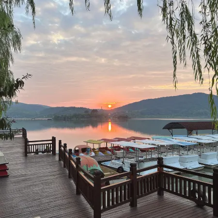 Shanjian Ge Farmstay (Nanbei Lake)