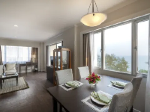 カンタリー ベイ ホテル＆サービス アパートメント ラヨン ラヨーンのホテル