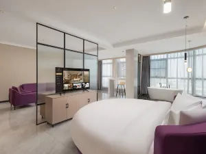 Vienna International Hotel(Zhoukou Wanguo Car World Store)