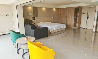 Lanxian Serviced Apartment