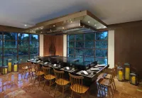 Melia Caribe Beach Resort - breakfast
