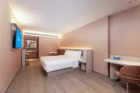 HanTing Hotel (Xuzhou Pengcheng Plaza Fuguo Street) - 2-Star