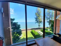 Sandbox frontbeach villa4