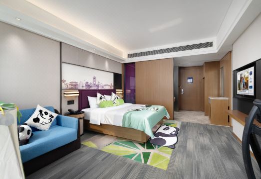 3. 햄튼 바이 힐튼..